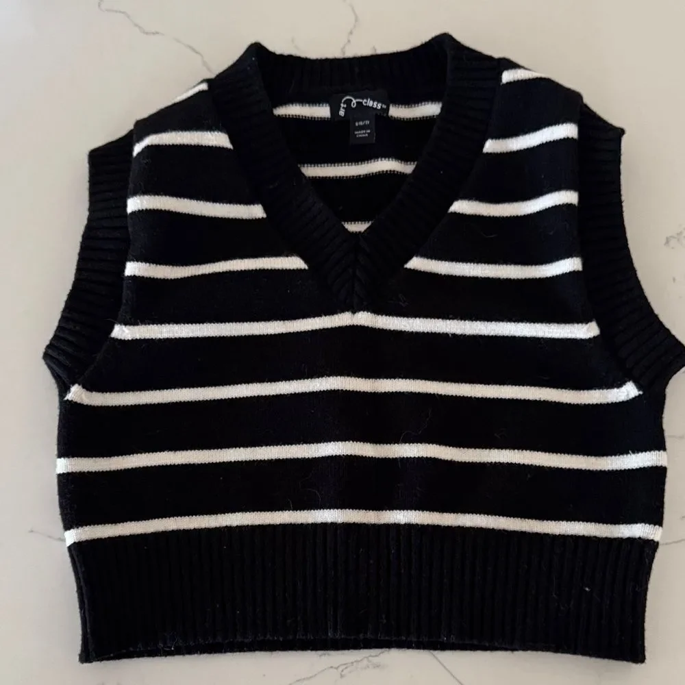Art Class Black and White Knit Sweater Vest